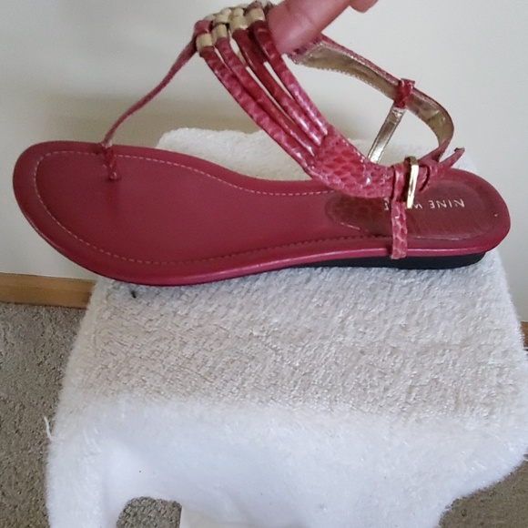 Nine West sandals - Picture 5 of 8